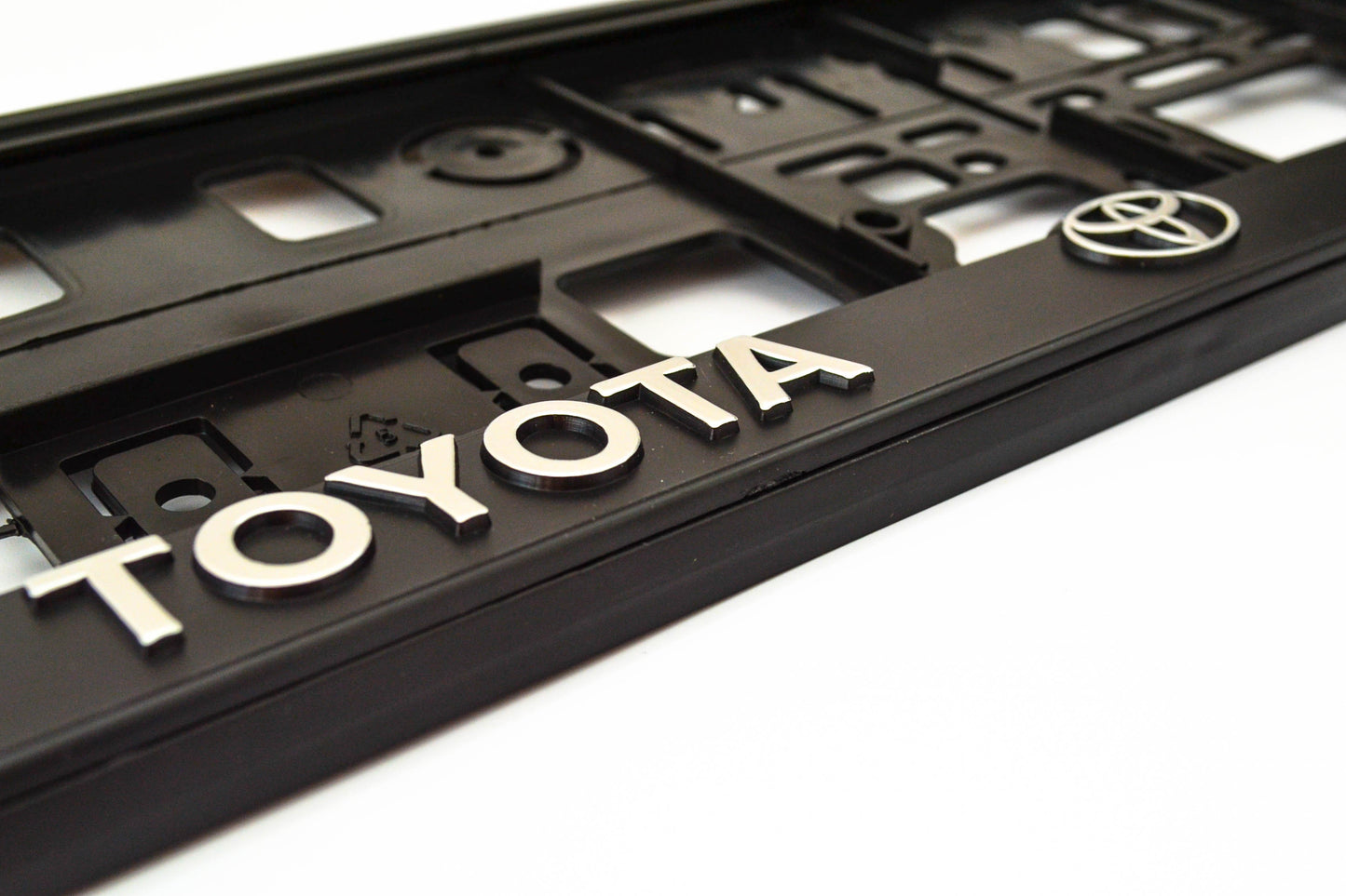 Табела за регистрационен номер Toyota