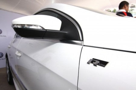 Емблема R-Line лепяща