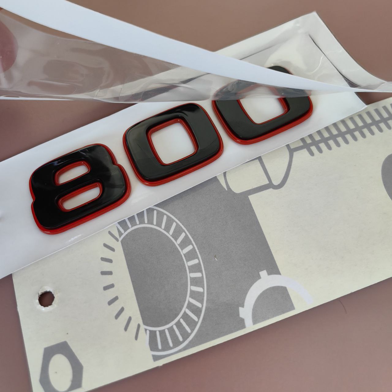 Емблема G800 задна лепяща