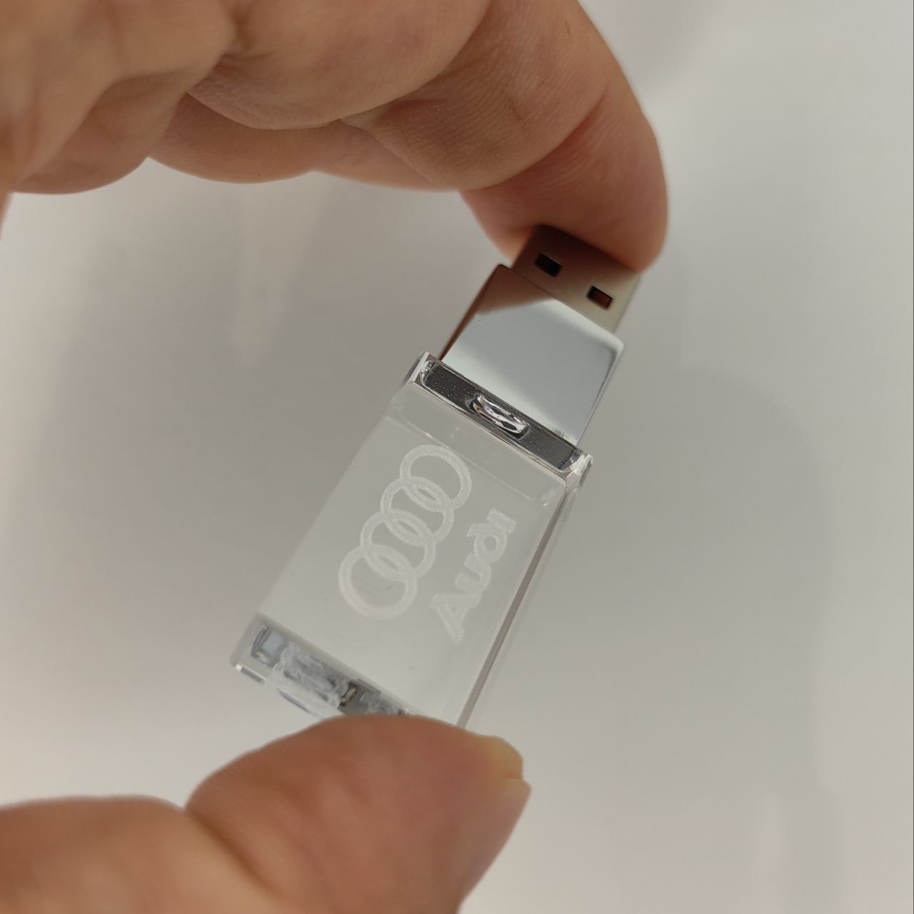 Стъклена USB Флашка 32GB