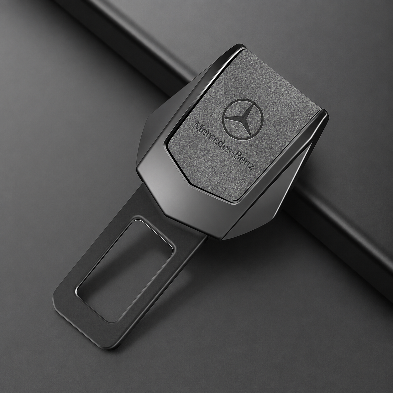 Метална закопчалка TOYOTA за автомобилен предпазен колан с кожен детайл MERCEDES