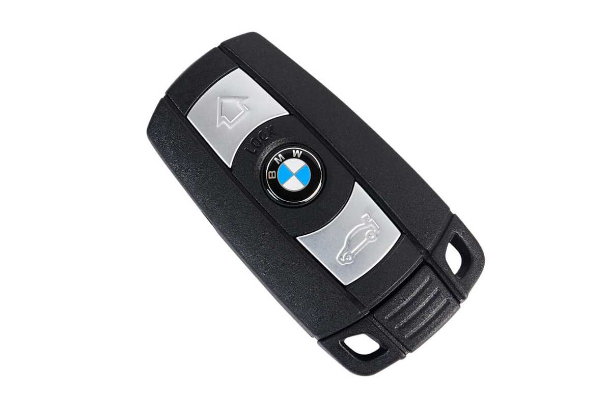 Луксозен Калъф за ключ BMW – стил и защита