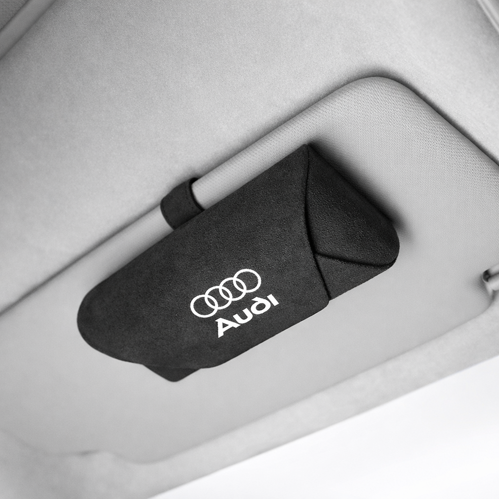 Луксозен автомобилен калъф за очила AUDI – магнитен монтаж за сенник