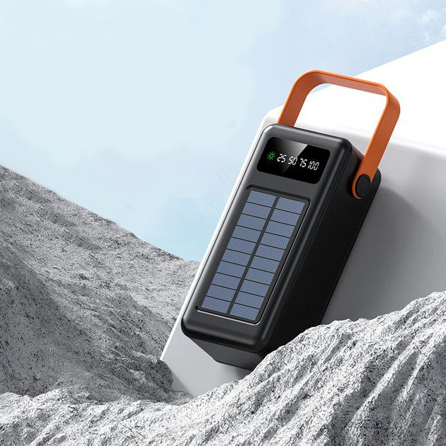 Външна батерия (Power bank) 100 000 mAh със слънчев панел и адаптери, модел YM-638CX, черен цвят.