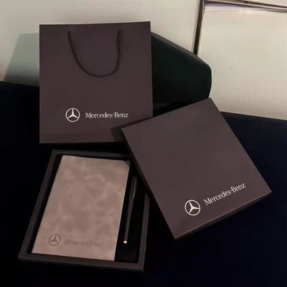 Тефтер за кола с лого