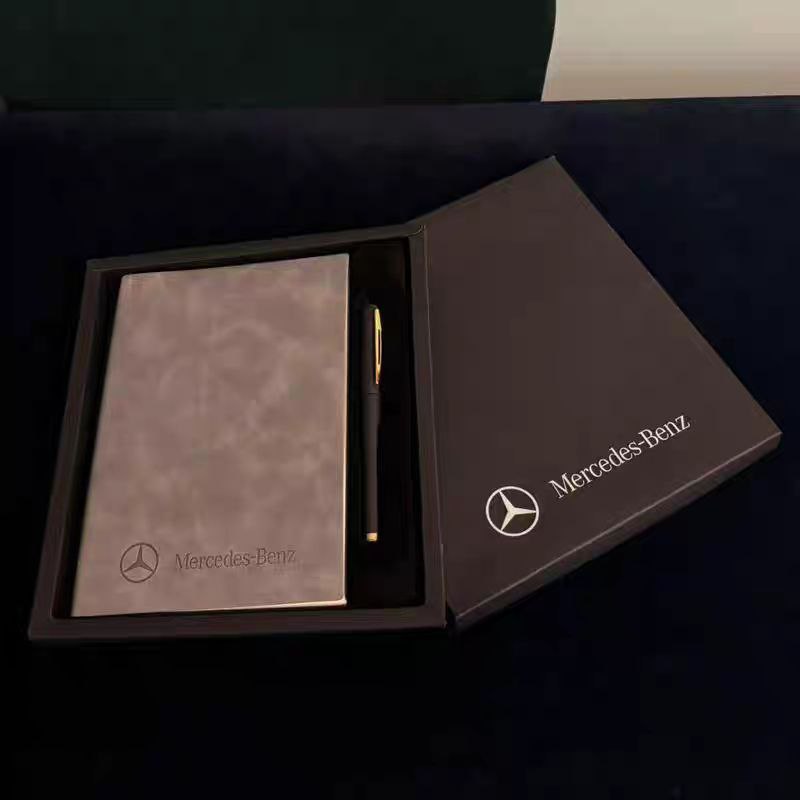 Тефтер за кола с лого