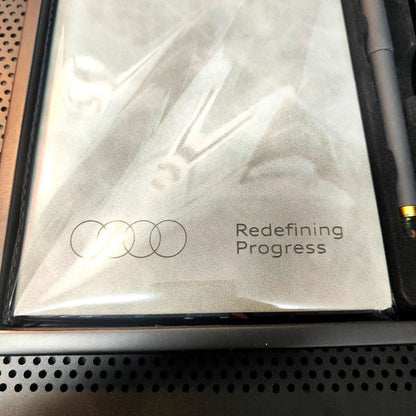 Тефтер за кола с лого