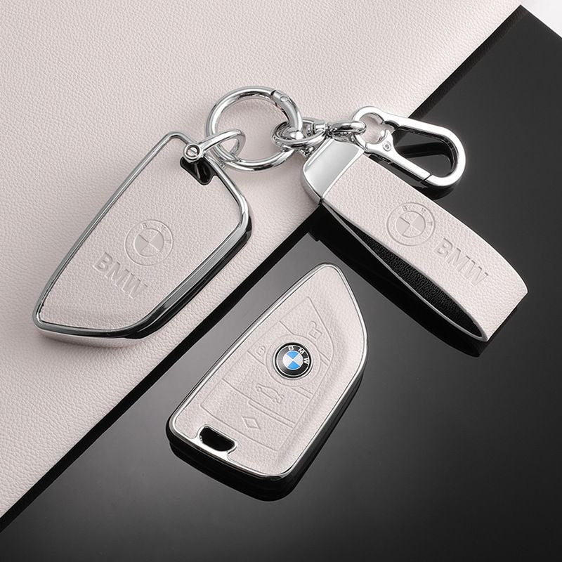 Премиум калъф за ключ BMW с ключодържател – кожа и защитен корпус БЯЛ