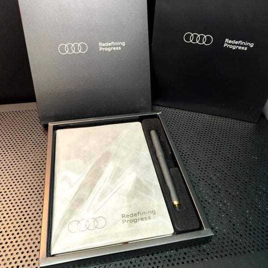 Тефтер за кола с лого