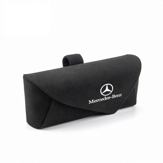 Луксозен автомобилен калъф за очила Mercedes AMG – магнитен монтаж за сенник Алкантара Mercedes