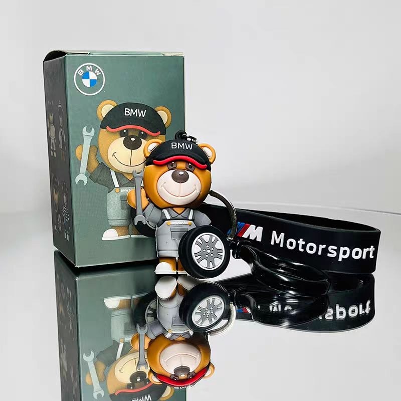 BMW Мече ключодържател + силиконов държач – подаръчен комплект 1
